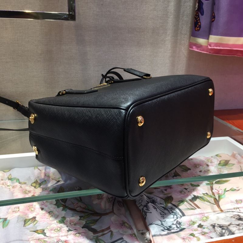 Pra*a top handle bags